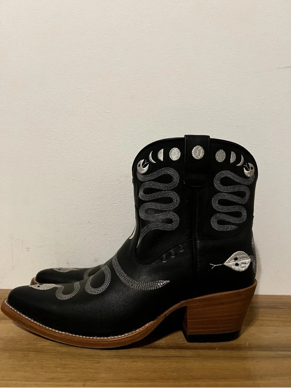 pskaufman snake junction eastern Boots black leather Size 7.5 N73